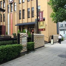 京都国際マンガミュージアム、外観。