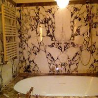 ゴージャスなバスルーム