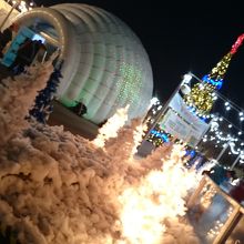 サンタさんのイグルーでは有料写真を撮ることができます