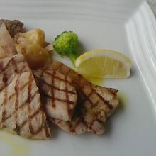 注文した上州麦豚のグリル