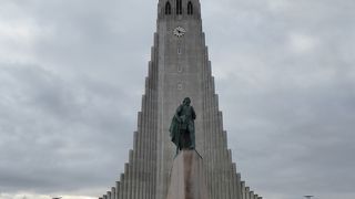 町一番の高さ、展望台から見る町はカワイイ