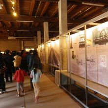 展示コーナーがありその歴史がわかります