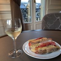 お部屋の中でブランチ