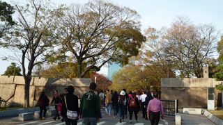 勾玉などを作っていたところから近いのが名前の由来