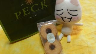 お菓子も美味しいです