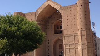 トルキスタンの世界遺産・有名スーフィー指導者の廟