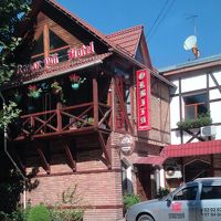 お洒落なレンガ造りの外観