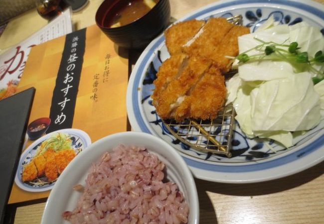 渡辺通一丁目バス停前