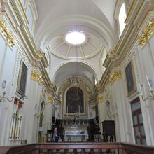 聖パウロ教会と洞窟 