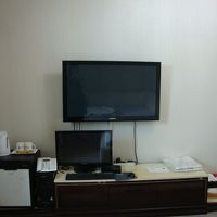 ＴＶとパソコンがあります。