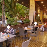 朝食のレストラン