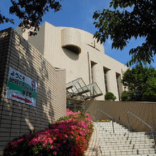 地球の丸く見える丘展望館の外観