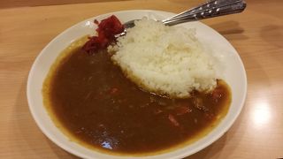 辛そうなメニューが並んでいます