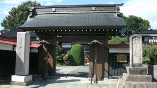 420年の歴史を持つ由緒あるお寺さん