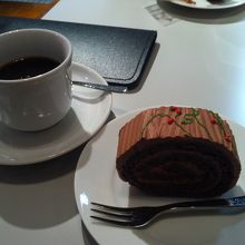 ダイヤモンドダスト深煎りにブッシュドノエル。^o^