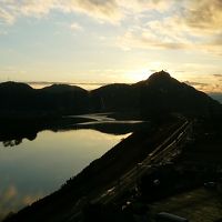 金華山と夕日