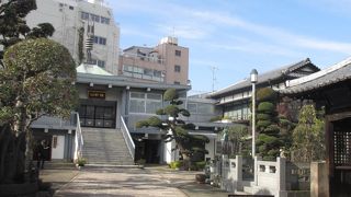 真言宗豊山派の寺院です