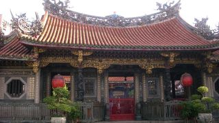 台北最古の仏教寺院