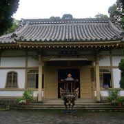 温泉地の仏教寺院