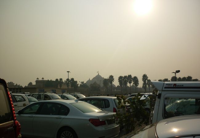 巨大なヒンドゥー寺院