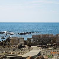 この壁の向こうが露天風呂です。左が混浴、右が女性専用。