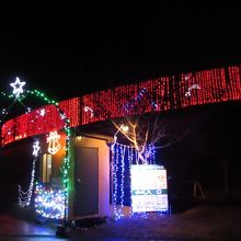 大つり橋入口付近。イベント自体は無料ですがここは有料です。