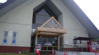 占冠駅前にある物産館