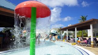 混んでいなくて、子供連れには快適な施設です。