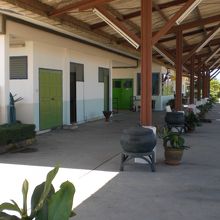 レムチャバンの駅舎の様子です。旅客輸送はありませんが。