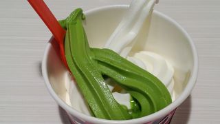 ヨーグルトのソフトクリームみたいな感じ