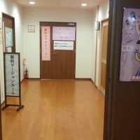 本館カラオケルームの入口