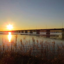 神宮橋と夕陽