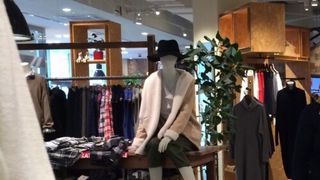 横浜ベイクォーター内のニコアンド