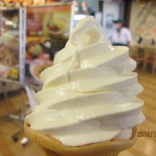 ソフトクリームを食べました