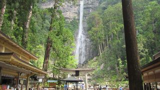 日本一の滝を様々な角度から鑑賞