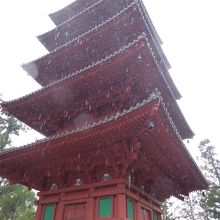 ついこの間（Ｈ２１年）に復元された五重塔