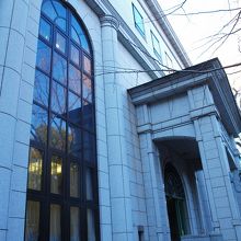 窓がおしゃれです