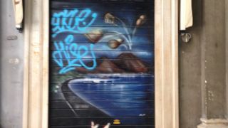 老舗のナポリ菓子店