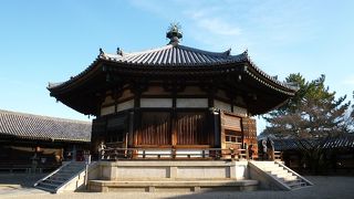奈良時代の八角円堂
