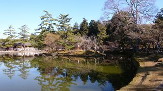 南大門をくぐってすぐ右手