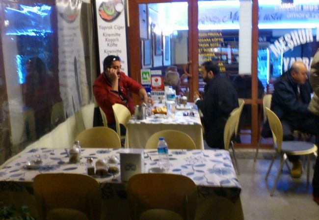 地元レストラン