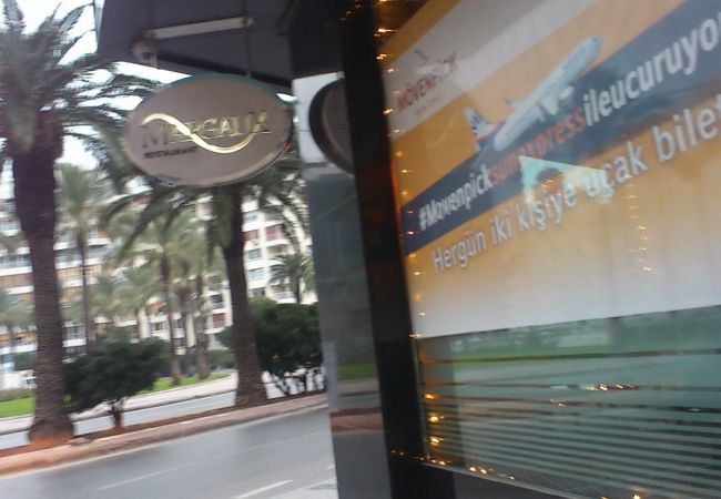 ホテルのレストラン