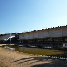 新館は見学可能