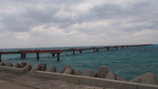 滑走路の外周を１周できる