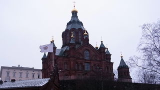 ヘルシンキ大聖堂との対比を楽しもう