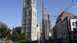 自治のシンボル