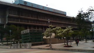 国鉄だけでなく、地下鉄やバスを利用するのにも便利です