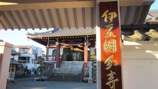 市街地にひっそり