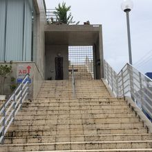 対馬丸記念館、入口。