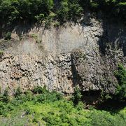 溶岩の岩